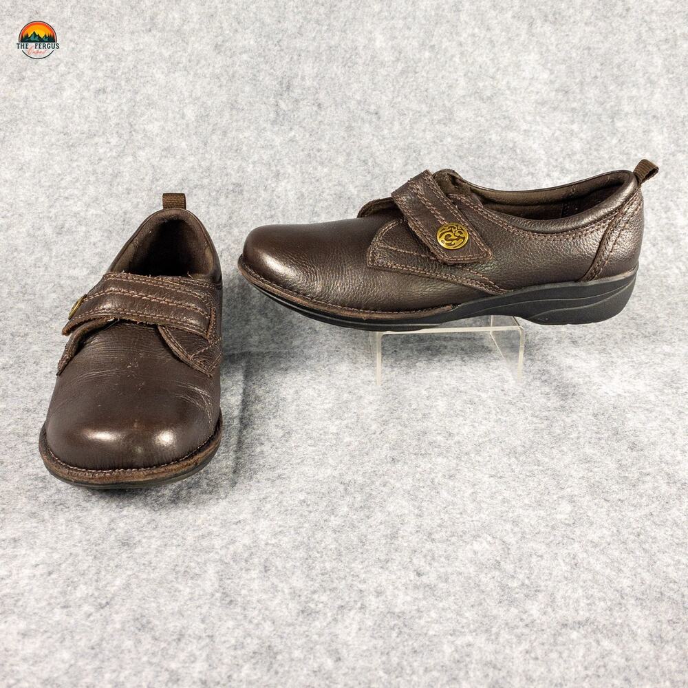 Clark Collection Casual Walking Shoes Brown Leather Slip-on Women's Size 7.5